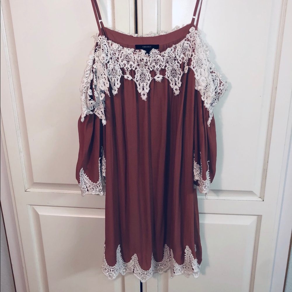 Forever 21 Dress With Crotchet Sleeves